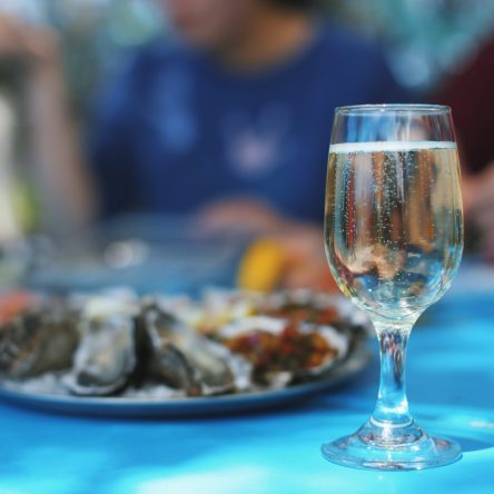 Wine,And,Oyster
